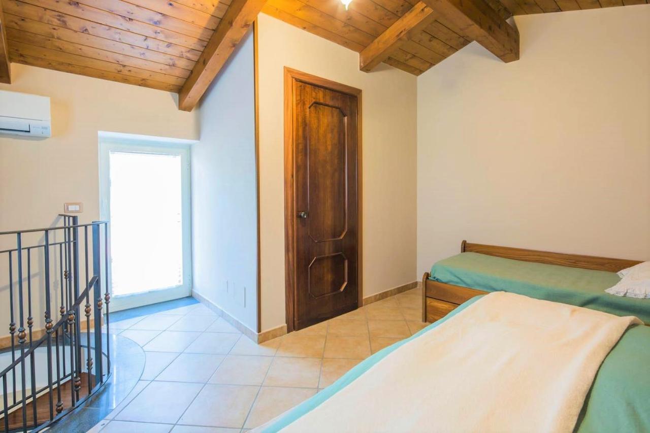 Traulivi Country House Мета Екстериор снимка